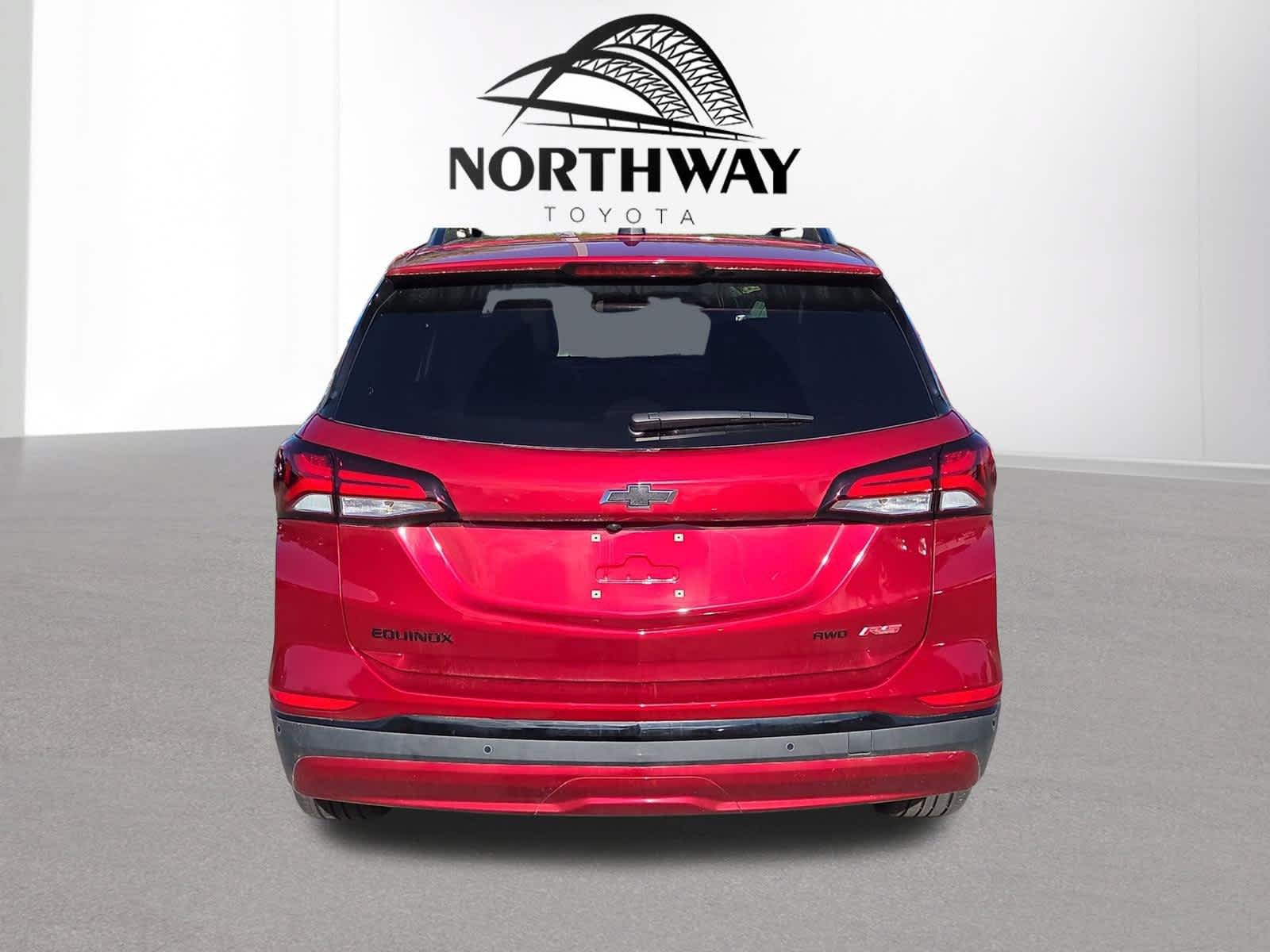 Used 2024 Chevrolet Equinox RS w/ RS Leather Package AWD/4WD image 4