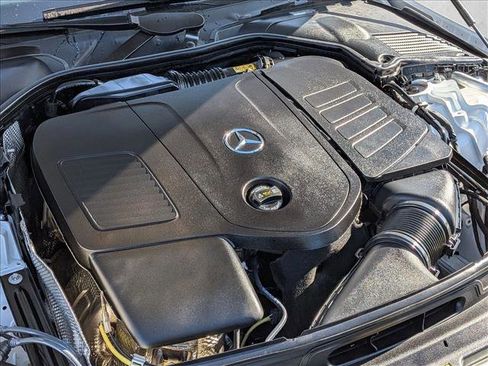 Certified 2025 Mercedes-Benz C 300 4MATIC Sedan image 23