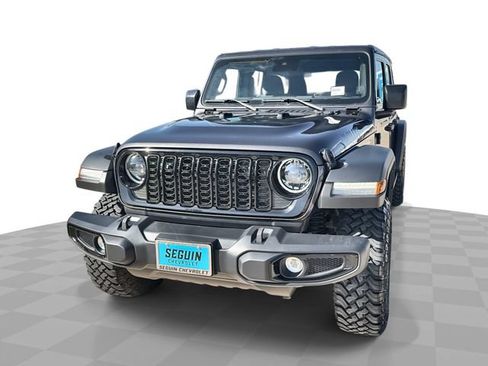 Used 2025 Jeep Wrangler Unlimited Sport AWD/4WD image 1