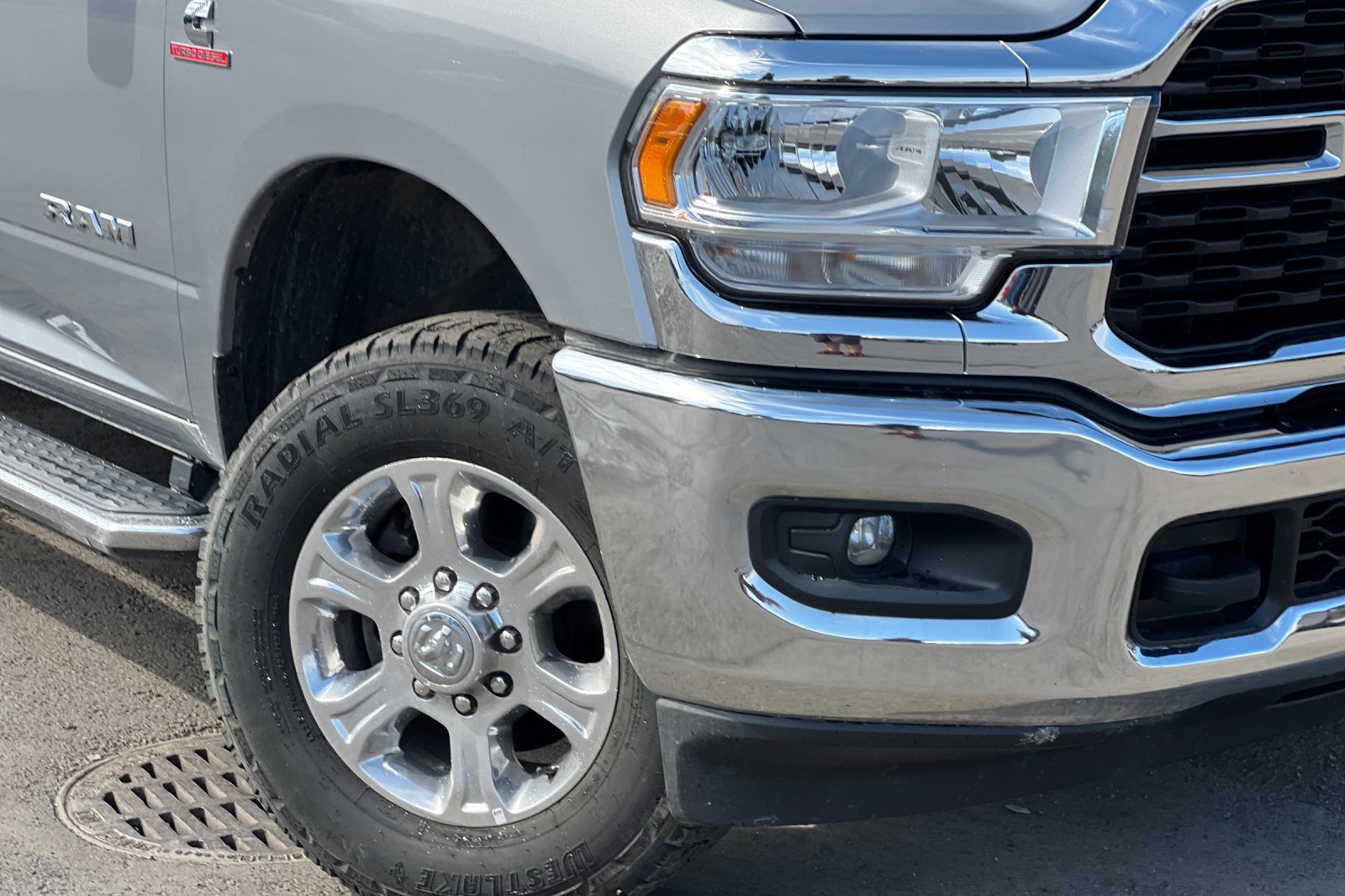 Used 2024 RAM 2500 Big Horn AWD/4WD image 29
