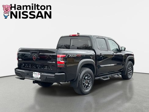 Used 2023 Nissan Frontier PRO-4X w/ Pro-4X Premium Package image 2