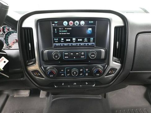 Used 2018 Chevrolet Silverado 1500 LT w/ All Star Edition AWD/4WD image 33