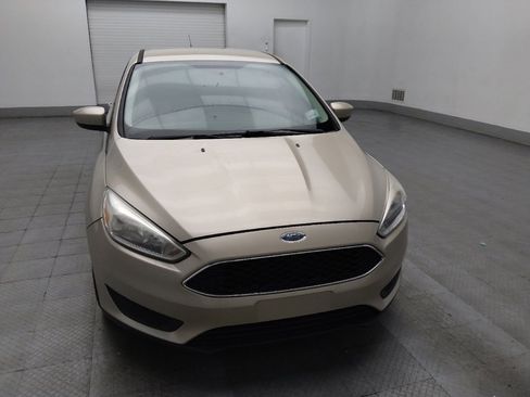 Used 2018 Ford Focus SE FWD image 14