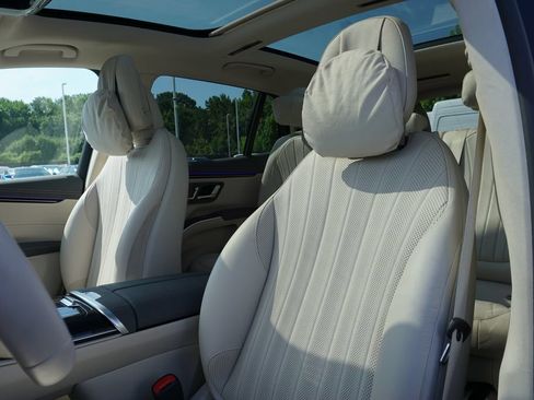 Certified 2023 Mercedes-Benz EQS 450+ SUV image 11