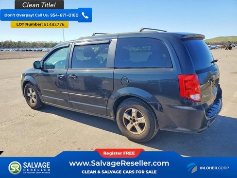 Used 2012 Dodge Grand Caravan SXT FWD image 3