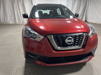 Used 2019 Nissan Kicks SR w/ SR Premium Package FWD video 2