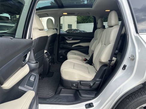 Used 2019 Subaru Ascent Limited image 12