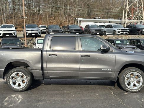 Certified 2022 RAM 1500 Big Horn image 4