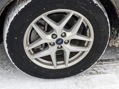 Used 2022 Ford Edge SEL w/ Convenience Package image 10