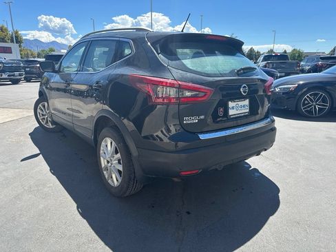 Used 2020 Nissan Rogue Sport SV AWD/4WD image 6