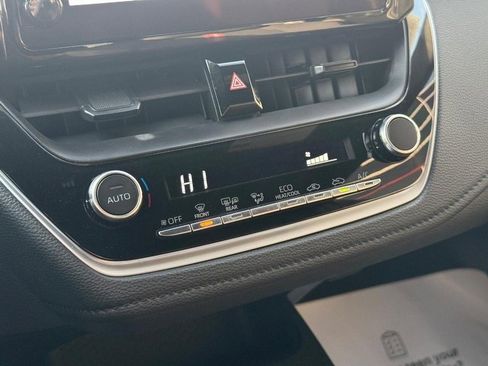 Used 2024 Toyota Corolla SE image 25