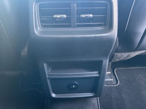 Used 2024 Ford Edge SEL image 30