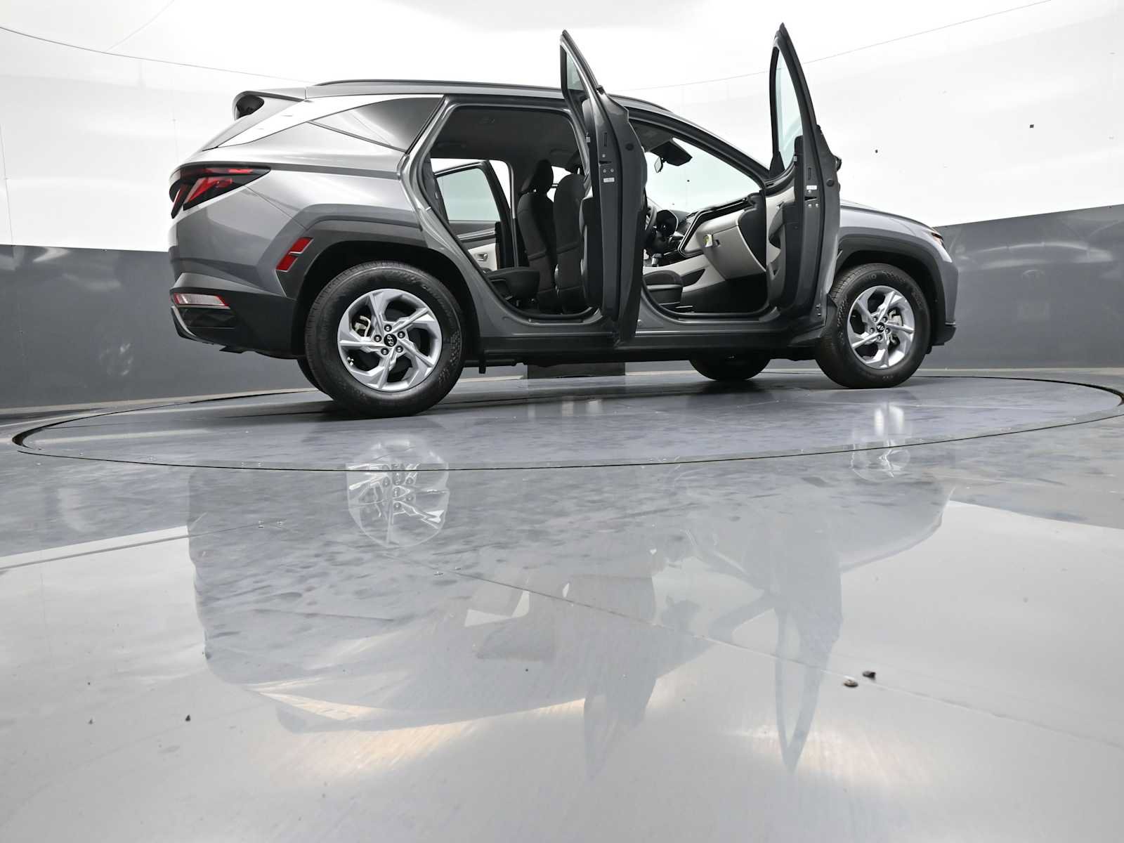 Used 2024 Hyundai Tucson SEL FWD image 48