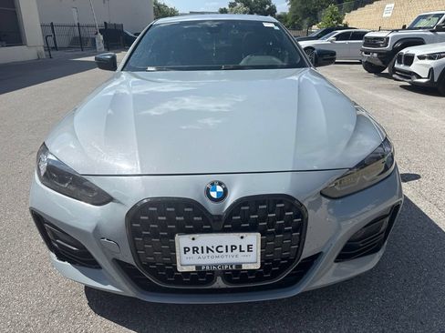 Used 2022 BMW 430i Coupe w/ M Sport Package RWD image 2
