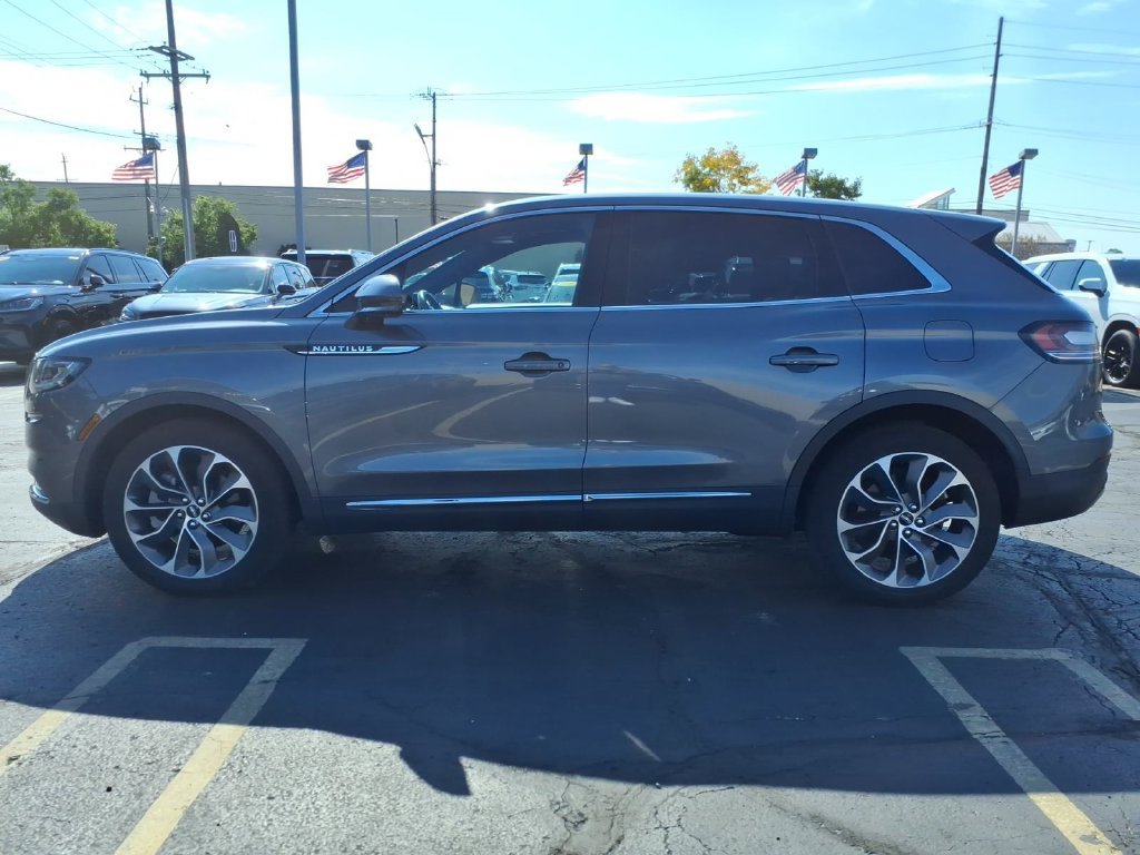 Certified 2023 Lincoln Nautilus Reserve AWD/4WD image 4