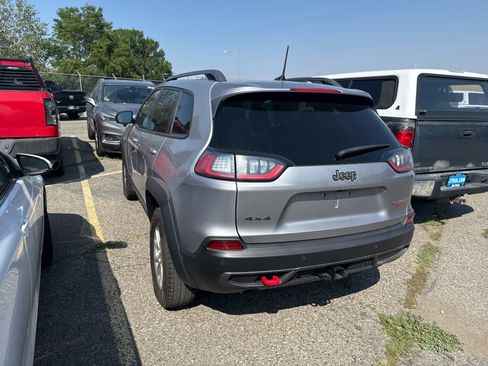 Used 2021 Jeep Cherokee Trailhawk AWD/4WD image 7