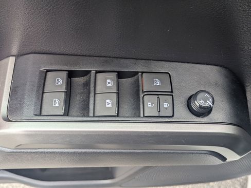 Used 2023 Toyota Tacoma SR5 image 20