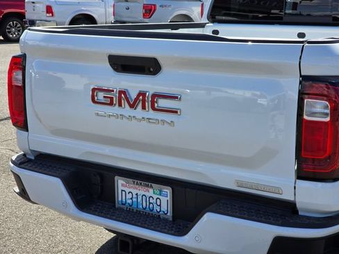 Used 2026 GMC Canyon Elevation w/ Convenience Package AWD/4WD image 13