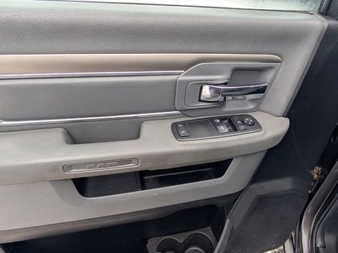 Used 2014 RAM 1500 Big Horn image 9