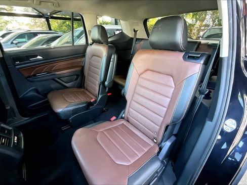 Used 2021 Volkswagen Atlas SEL Premium image 21