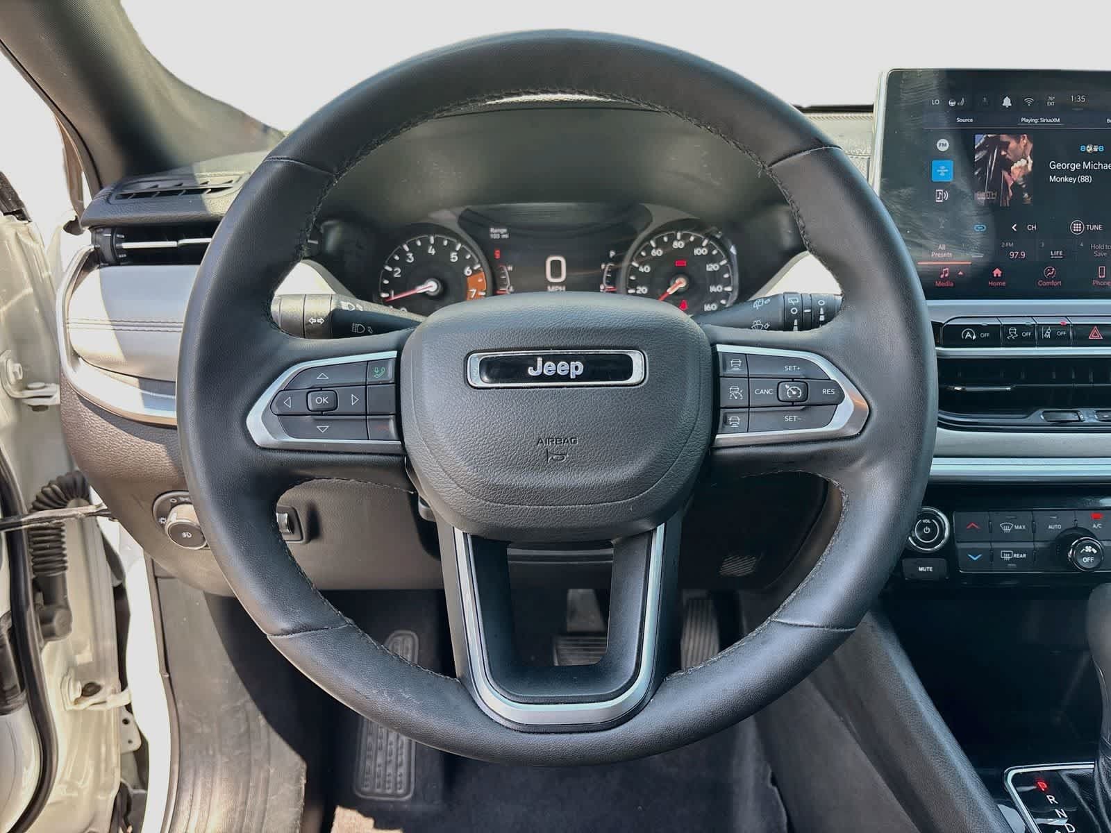 Used 2025 Jeep Compass Limited AWD/4WD image 11