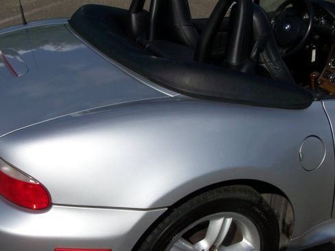 Used 2000 BMW Z3 2.5i RWD image 29