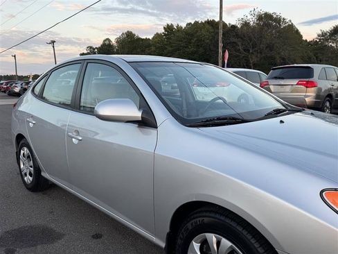 Used 2009 Hyundai Elantra GLS image 19