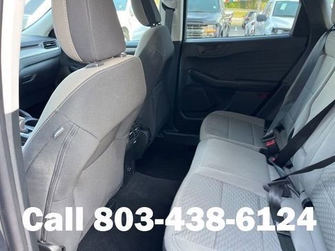 Used 2022 Ford Escape SE w/ SE Sport Appearance Package FWD image 11