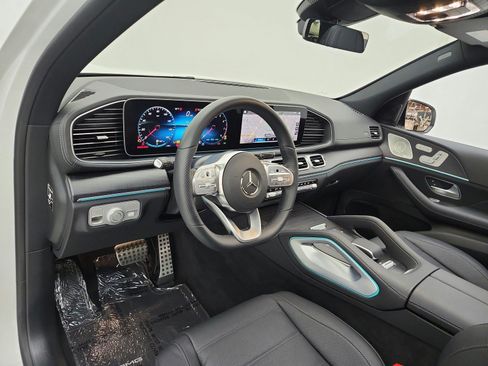 Certified 2023 Mercedes-Benz GLS 580 4MATIC image 9