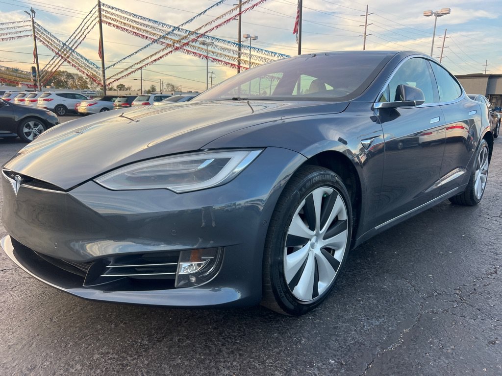 Used 2020 Tesla Model S Long Range Plus AWD/4WD image 3