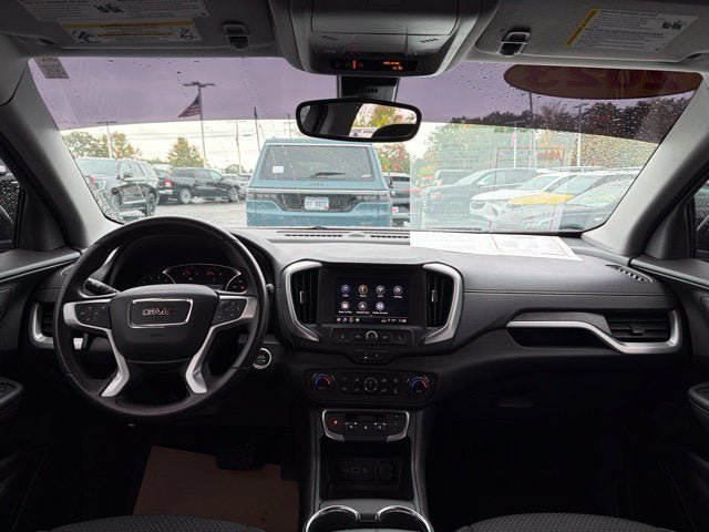 Used 2023 GMC Terrain SLE w/ Driver Convenience Package AWD/4WD image 19