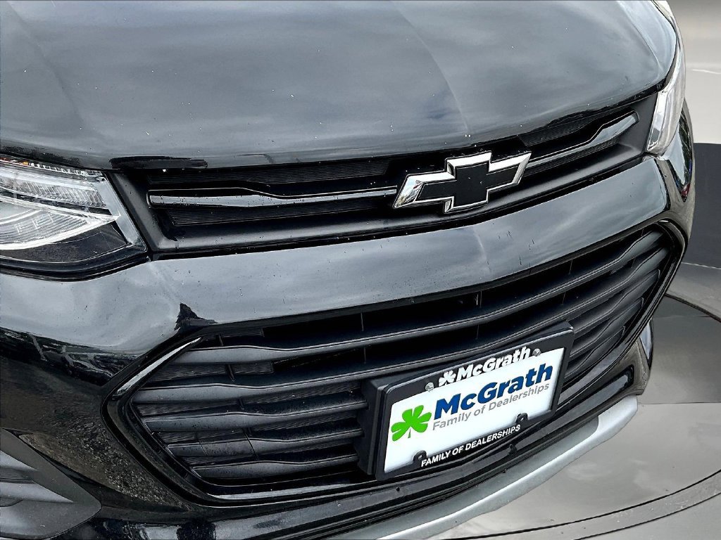 Used 2019 Chevrolet Trax LT w/ Sun & Sound Package AWD/4WD image 35