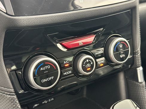 Used 2022 Subaru Forester Touring image 16