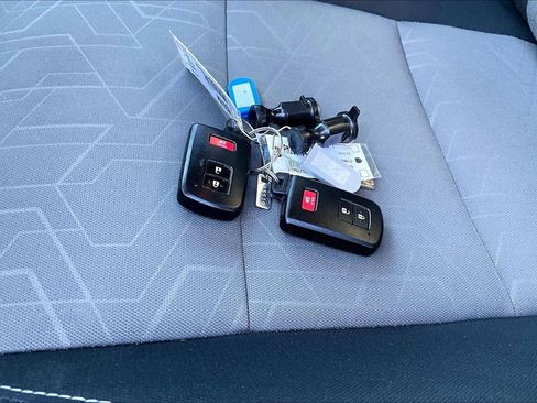 Certified 2023 Toyota Tacoma TRD Sport w/ Technology Package image 15