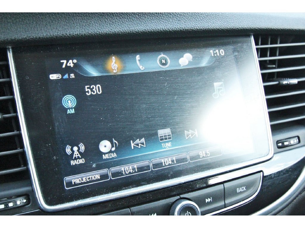 Used 2021 Buick Encore Preferred FWD image 27