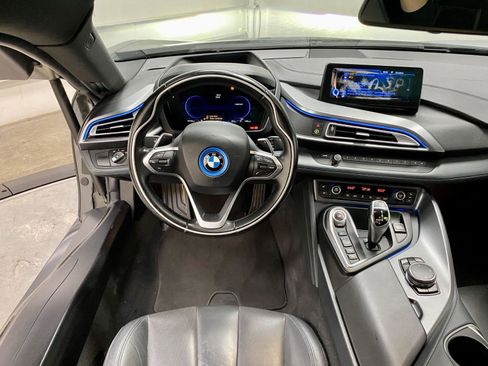 Used 2016 BMW i8 AWD/4WD image 2