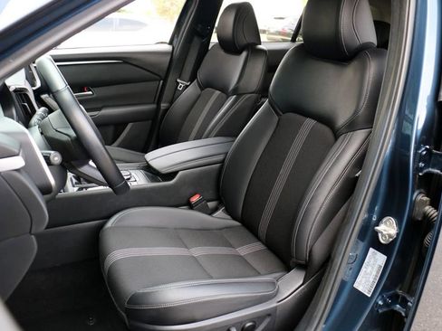 Used 2025 MAZDA CX-50 AWD 2.5 S w/ Preferred Package image 17