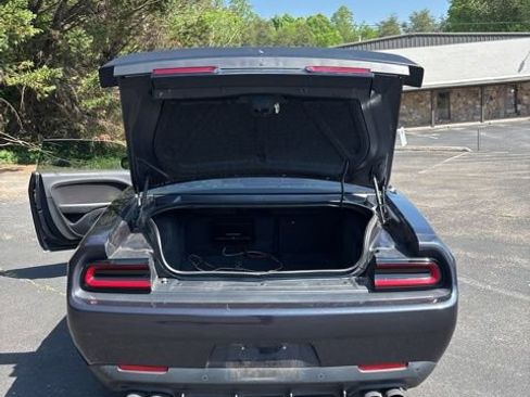 Used 2019 Dodge Challenger R/T w/ Driver Convenience Group image 35