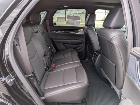 Certified 2023 Cadillac XT5 Premium Luxury AWD/4WD image 28