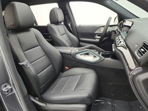 Used 2021 Mercedes-Benz GLS 450 4MATIC image 20