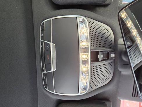 Used 2019 Mercedes-Benz S 560 S 560 w/ AMG Line Exterior image 40