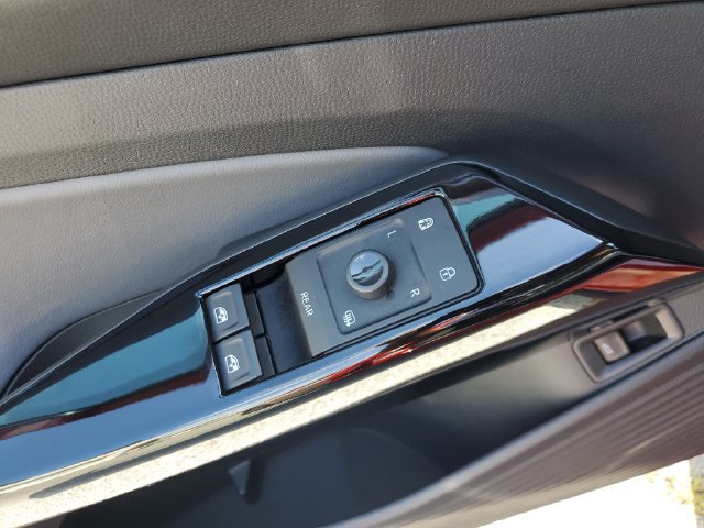 Used 2023 Volkswagen ID.4 S RWD image 36