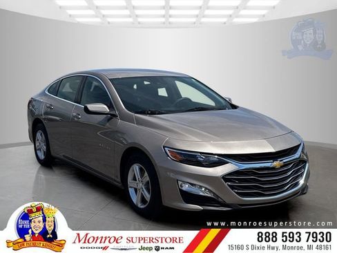 Used 2023 Chevrolet Malibu LT w/ Driver Confidence Package FWD image 1