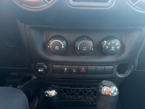 Used 2014 Jeep Wrangler Unlimited Sport w/ Connectivity Group image 22