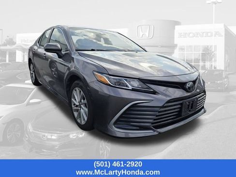 Used 2024 Toyota Camry LE FWD image 7
