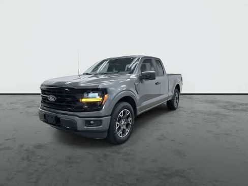 Used 2025 Ford F150 STX w/ Equipment Group 200A RWD image 7