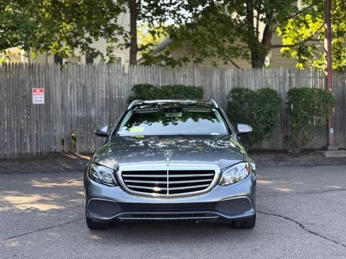 Used 2018 Mercedes-Benz E 400 4MATIC Wagon image 9