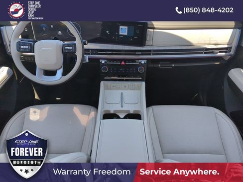 Used 2024 Hyundai Santa Fe Calligraphy FWD image 14