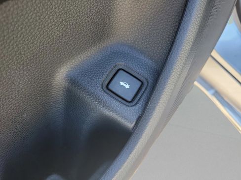 Used 2018 Honda Accord EX-L image 25