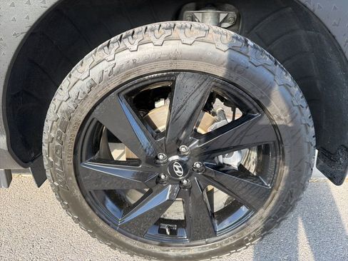 Used 2023 Hyundai Santa Cruz Night image 41